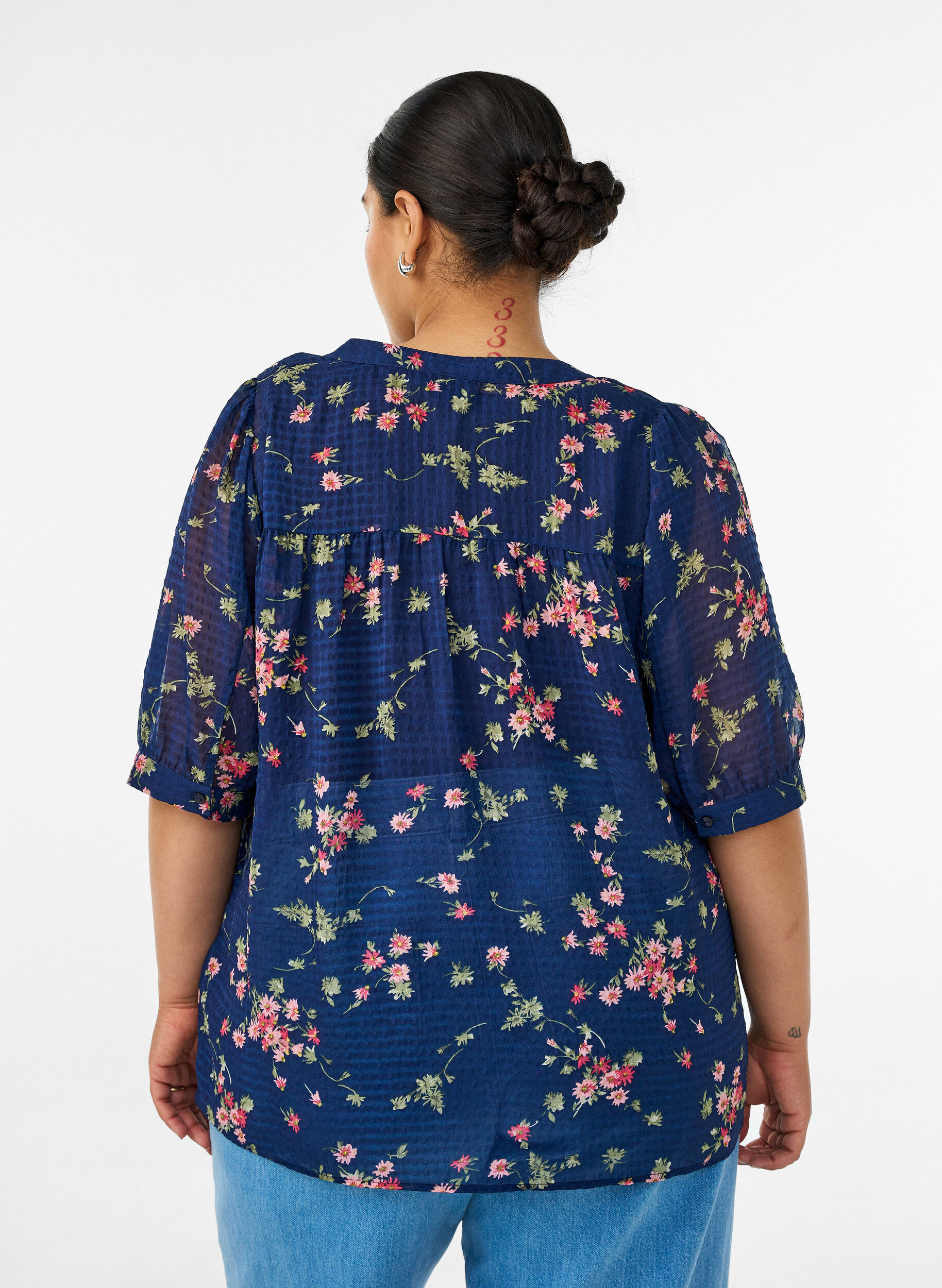 Zizzifashion Blouse with floral print and V-neck, Blue, Model image number 2