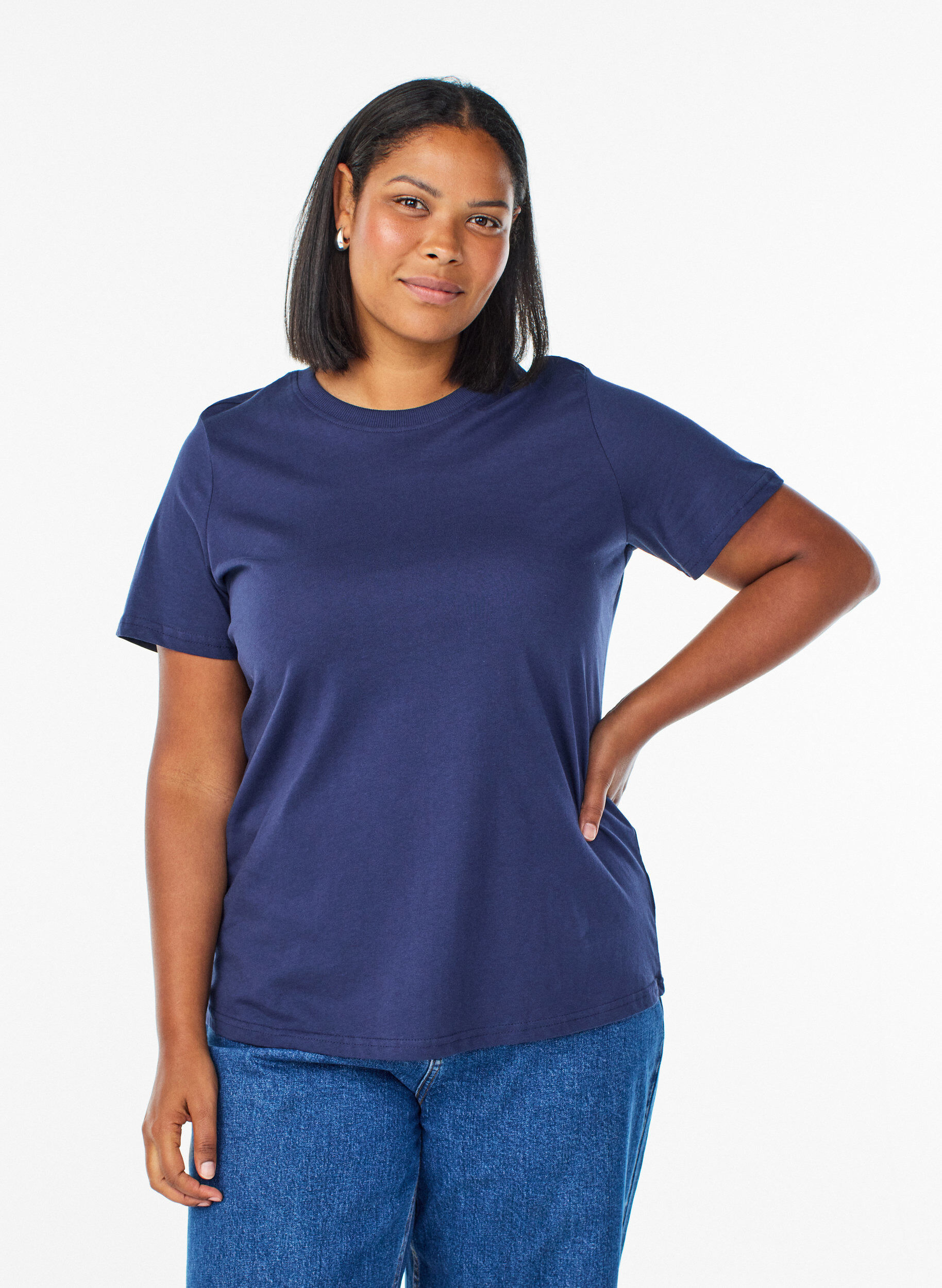 Basic cotton T-shirt with round neck, Blue, Model