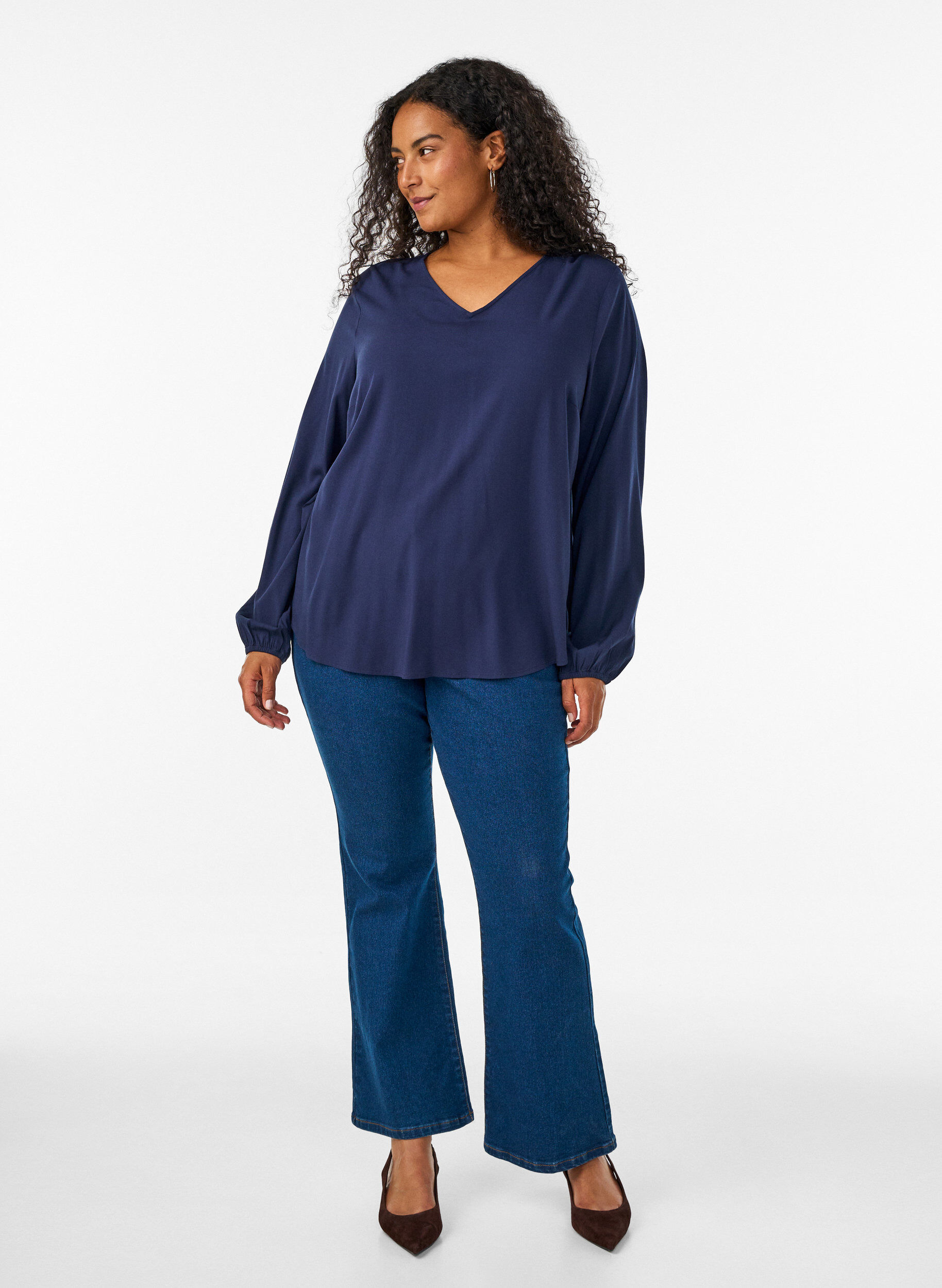 ZizzifashionViscose blouse with V-neck and rounded hem, Blue, Model image number 1