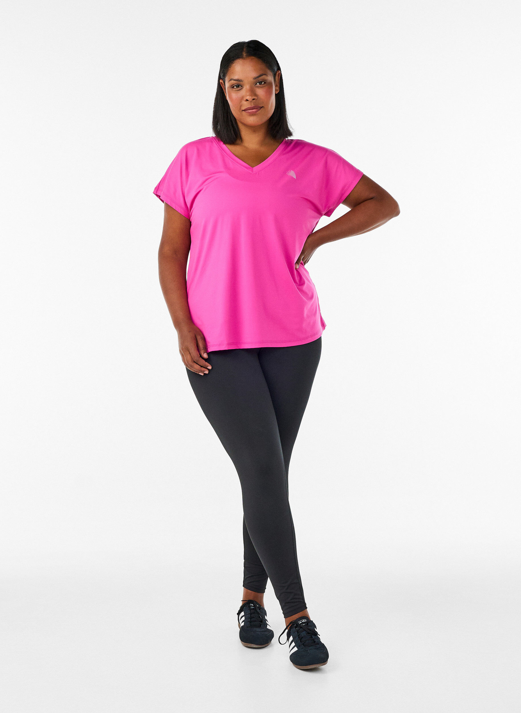 ZizzifashionLoose training t-shirt with v-neck, Pink, Model image number 1