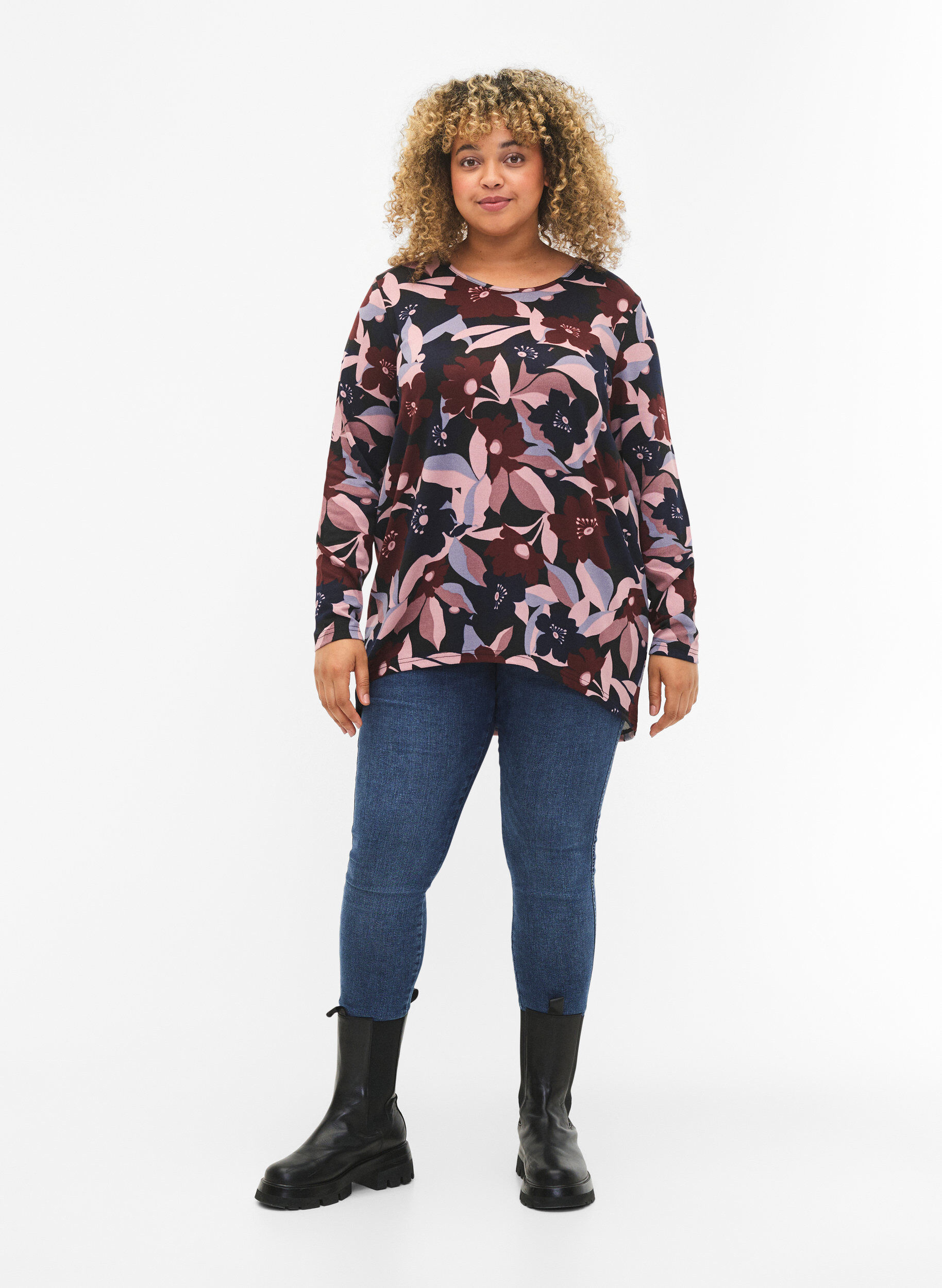 Zizzifashion Floral Blouse with long sleeves, Black Rose Flower, Model image number 2