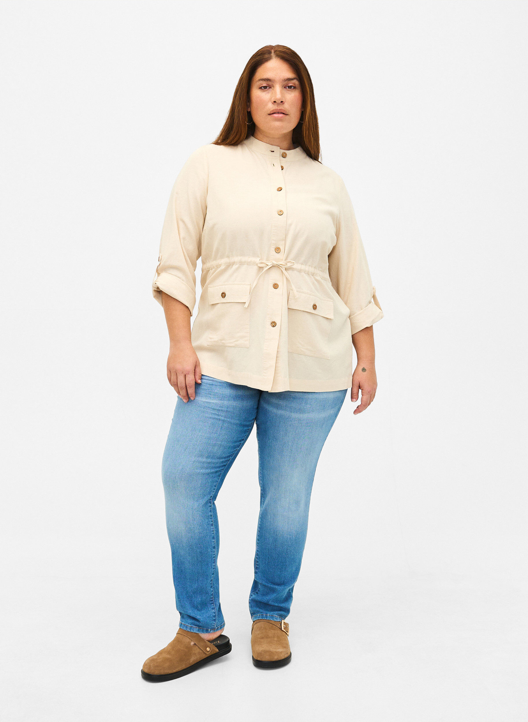 Zizzifashion Linen blend shirt with pockets, Sandshell, Model image number 2