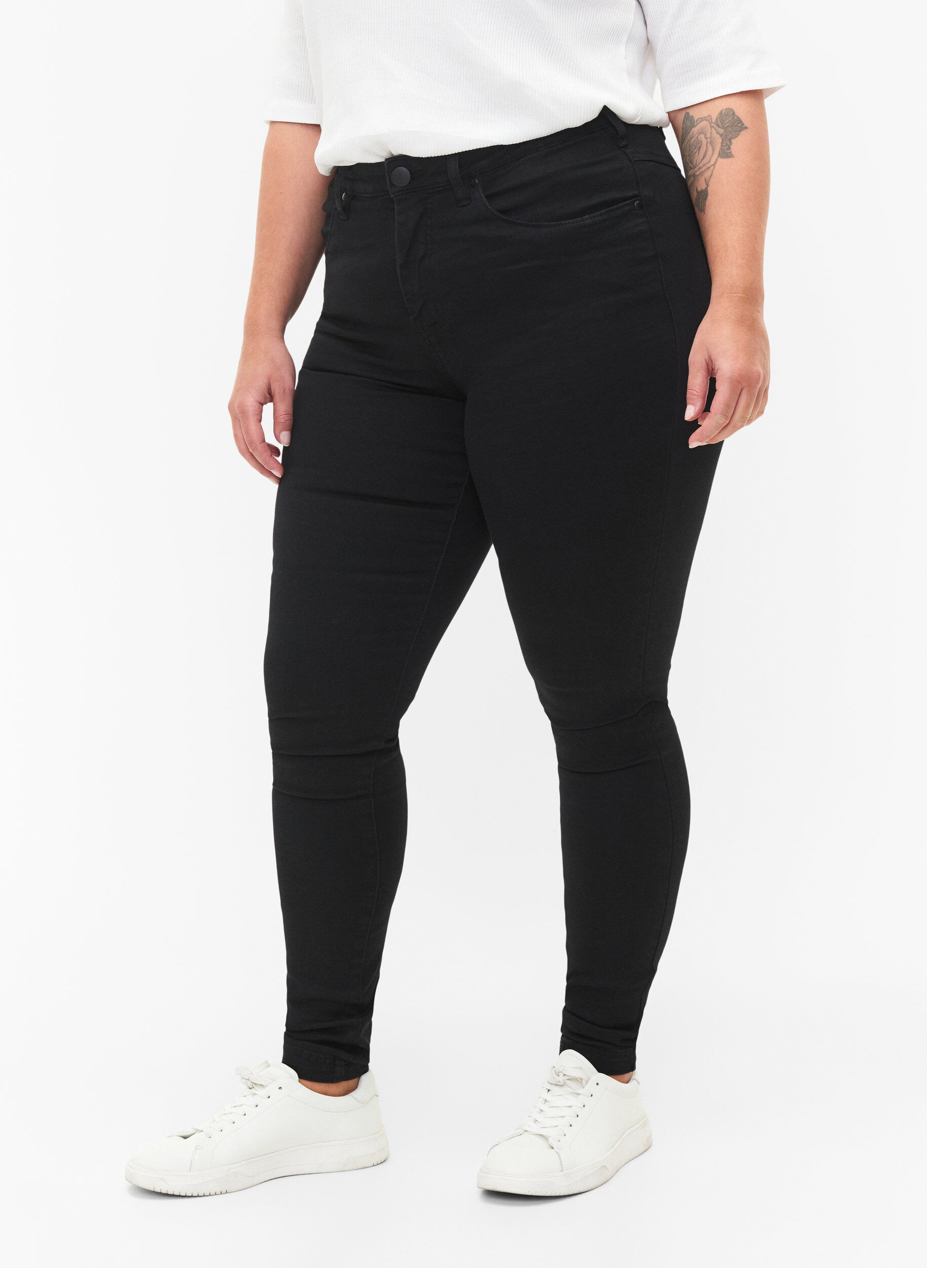 Zizzifashion Super slim Amy jeans with high waist, Black, Model image number 2