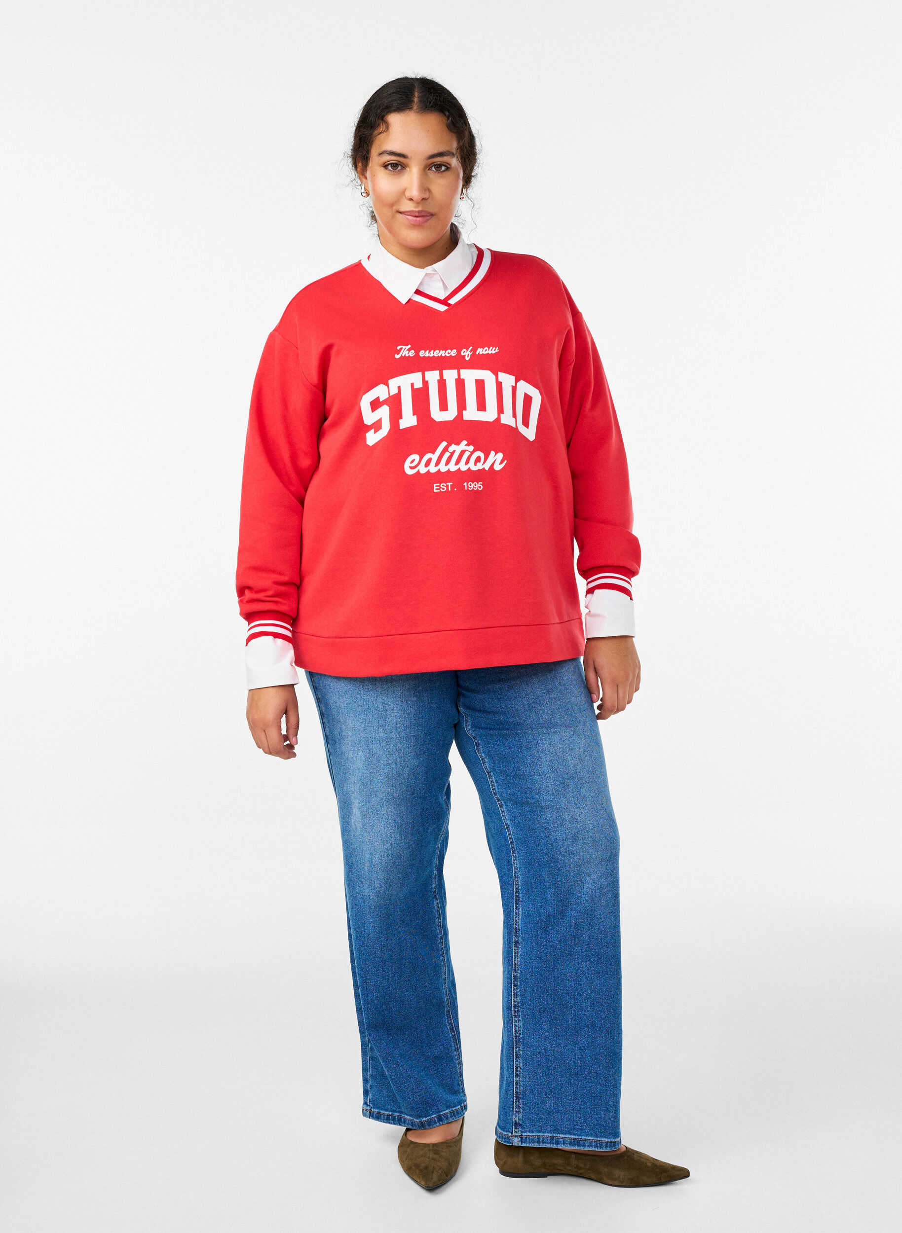Zizzifashion Sweatshirt with V-neck and text print, Red, Model image number 1