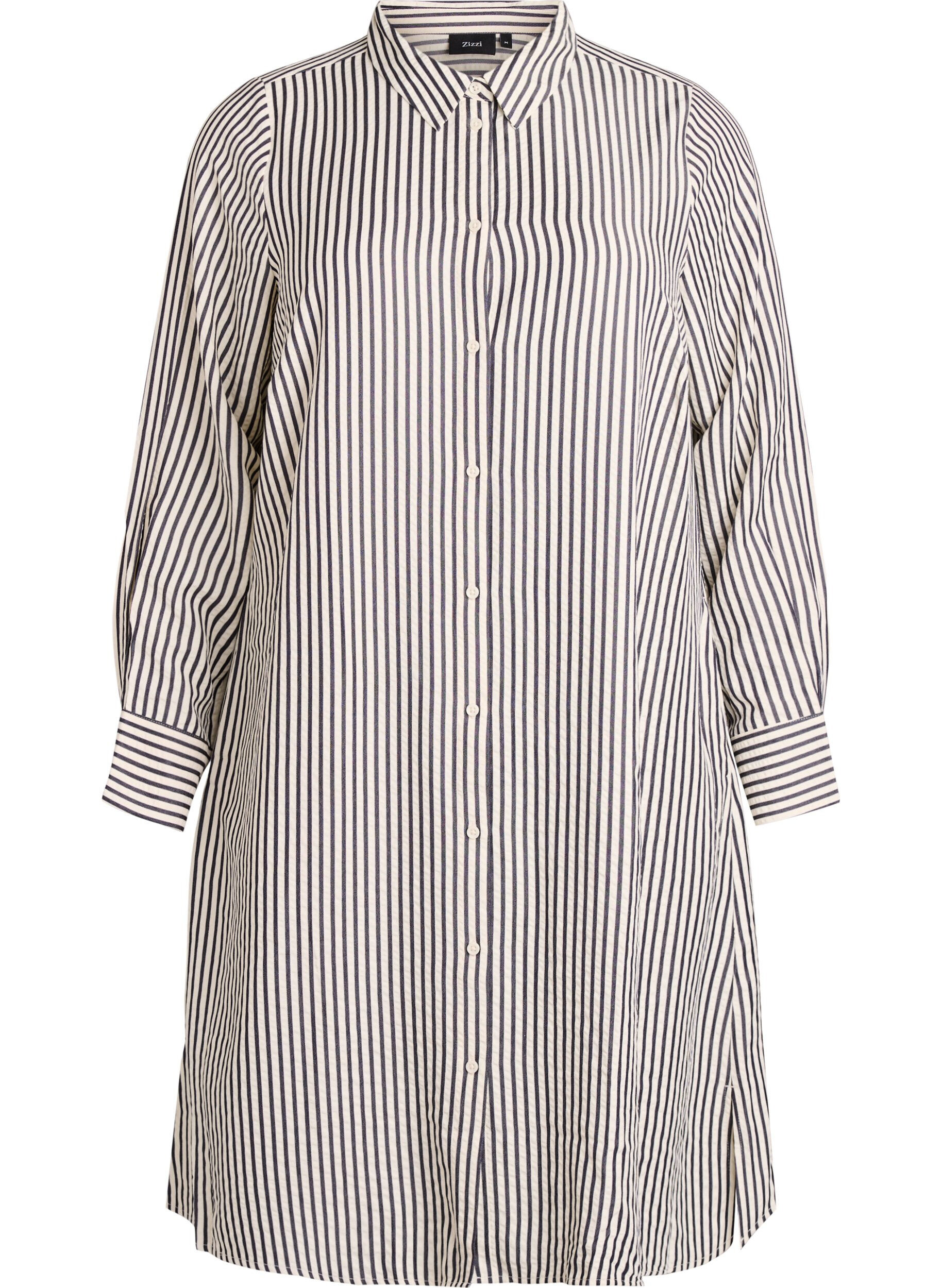 Long striped shirt with button detail on the back