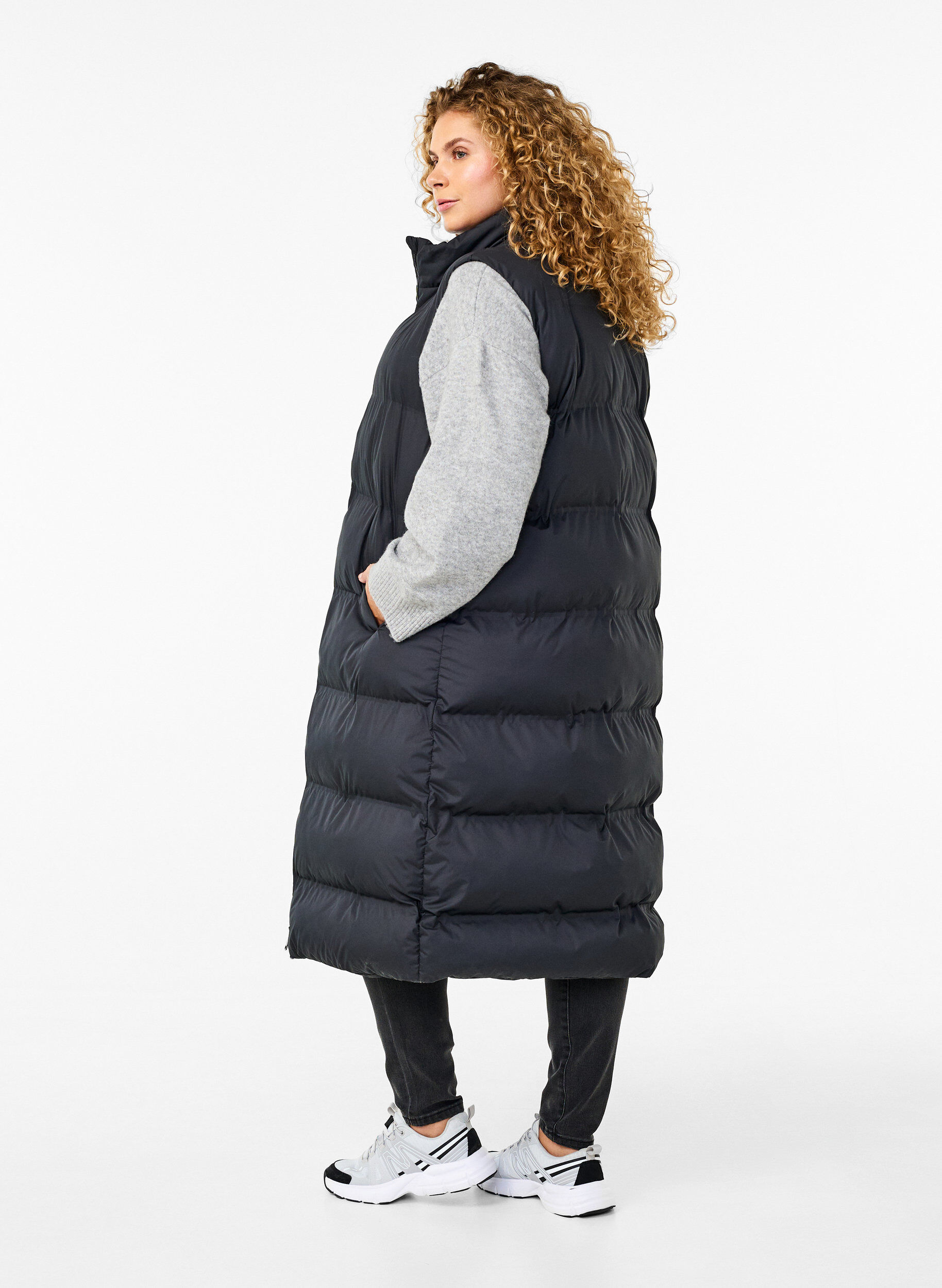 ZizzifashionLong vest with pockets and two-way zipper, Black, Model image number 1