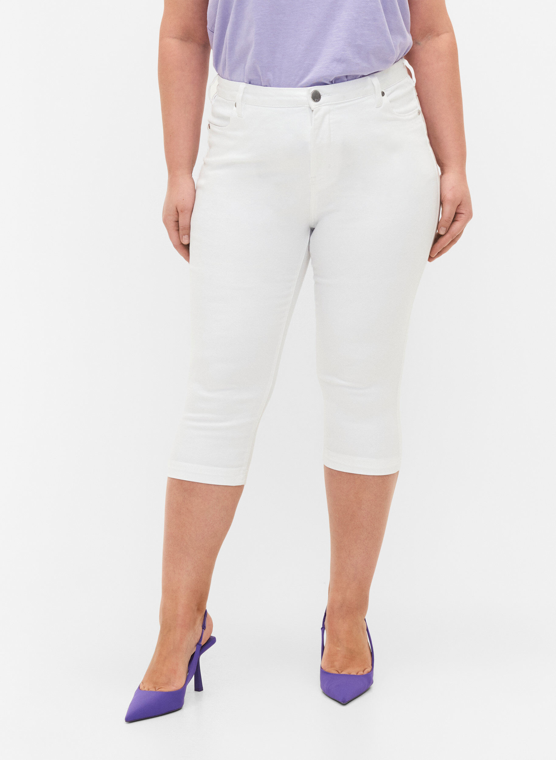 Zizzifashion High-waisted Amy capri jeans with super slim fit, White, Model image number 3