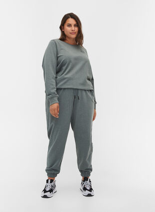 Loose sweatpants with pockets, Balsam Green Mel, Model image number 0