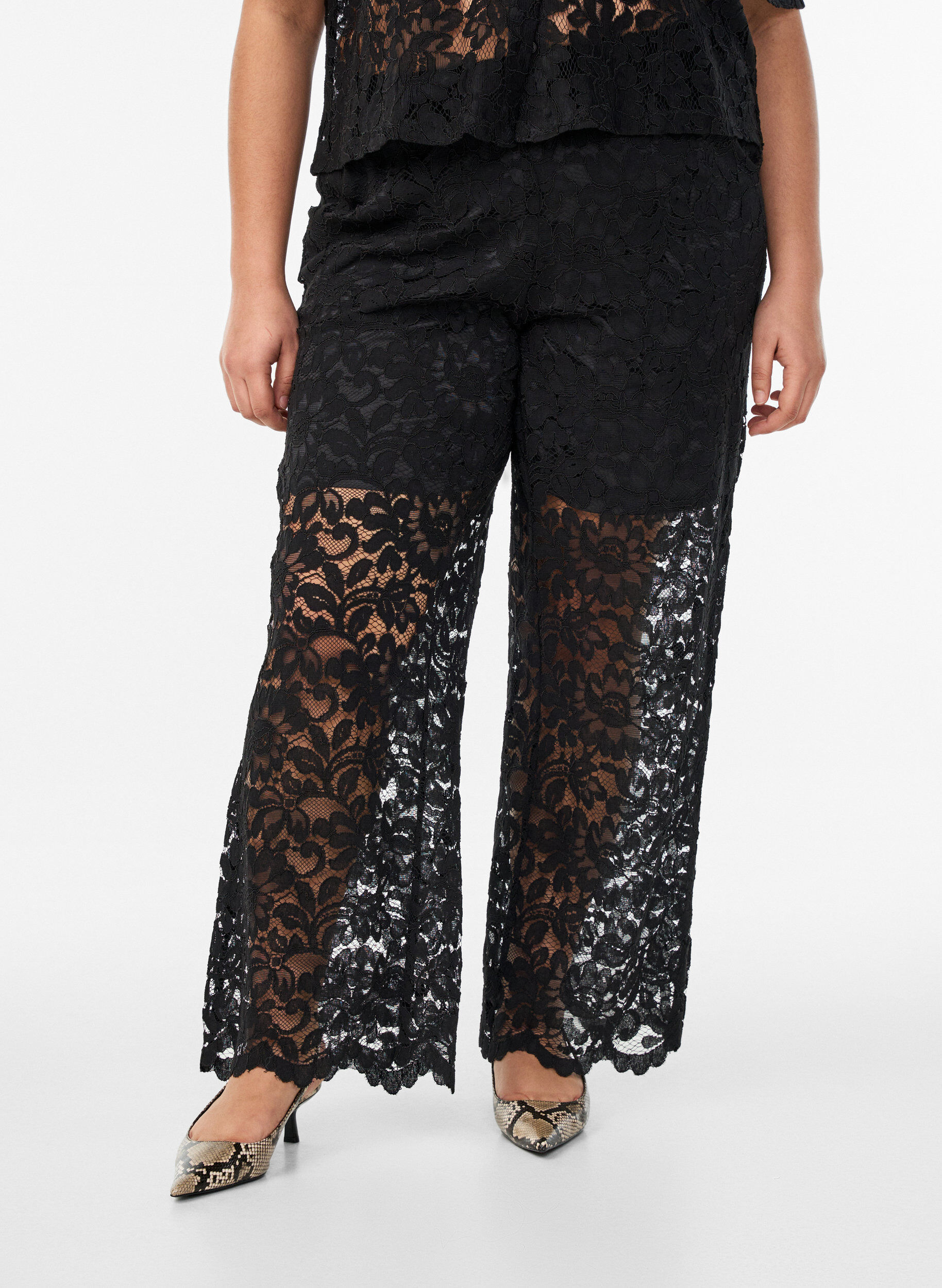 Zizzifashion High-waisted lace trousers with straight legs, Black, Model image number 3