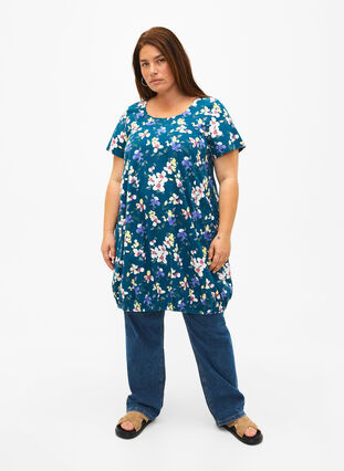 Short-sleeved cotton dress with floral print, Legion Blue AOP, Model image number 2