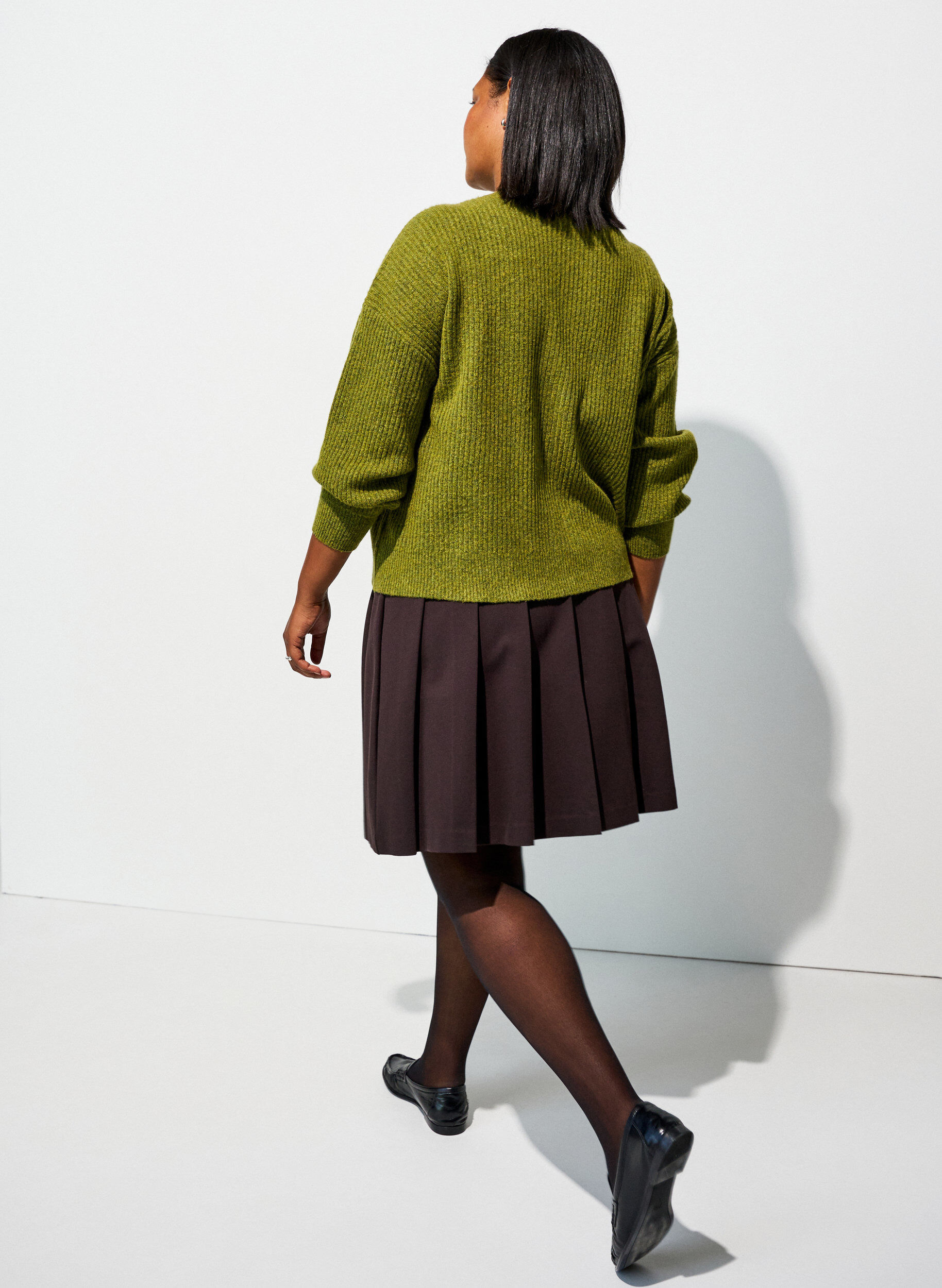 ZizzifashionRib knit cardigan with buttons, Green, Model image number 2