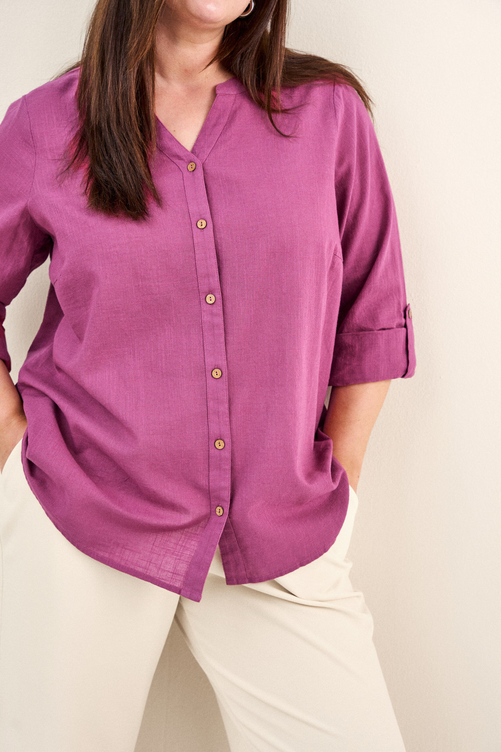 ZizzifashionCotton shirt blouse with a v-neck, Red, Model image number 4