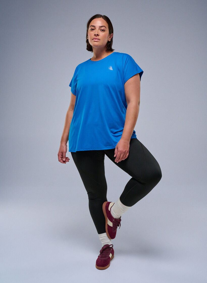 Solid-coloured training T-shirt, Blue, Image image number 0