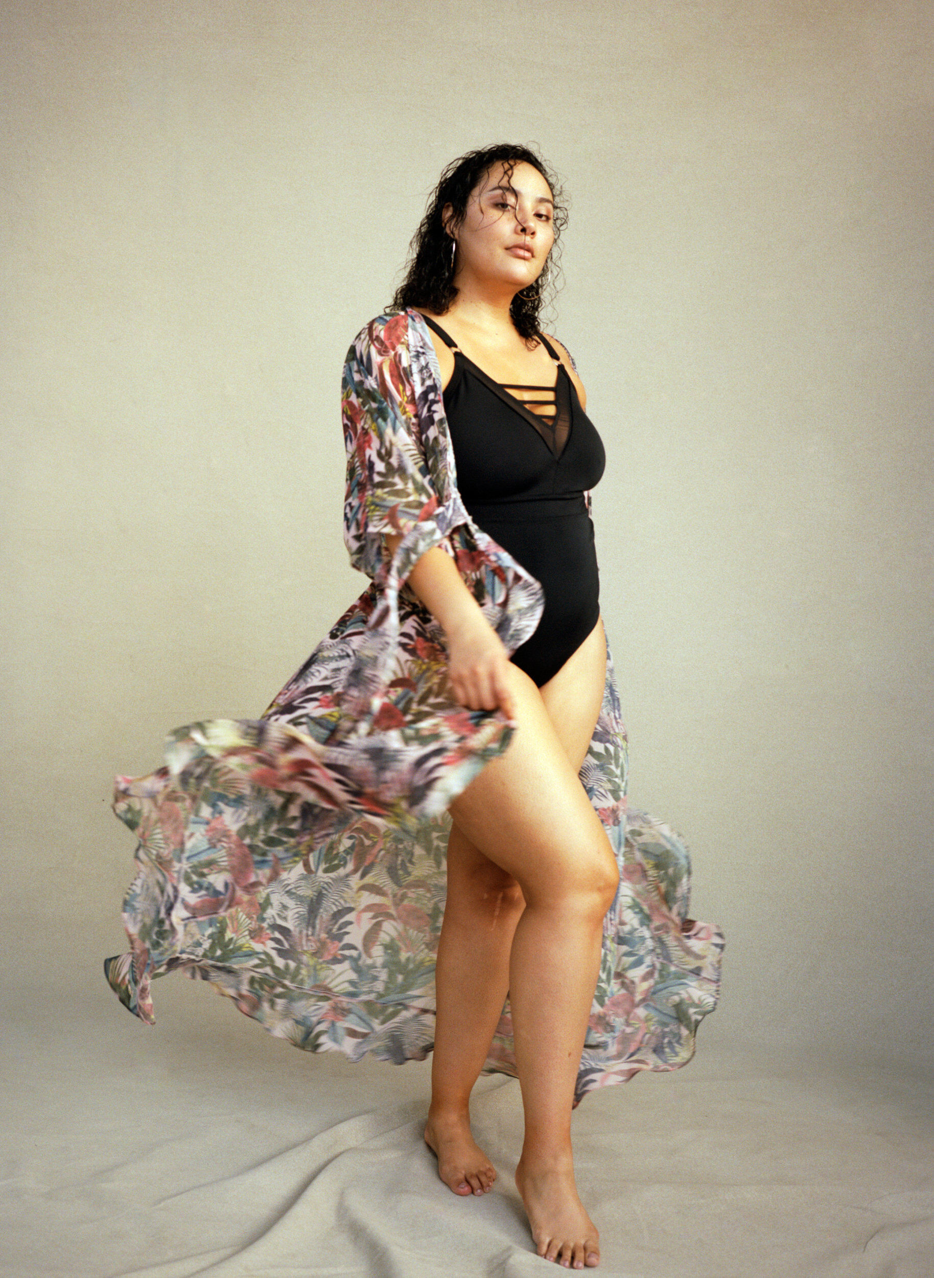 Zizzifashion Swimsuit with V-neck and mesh, Black, Image image number 0