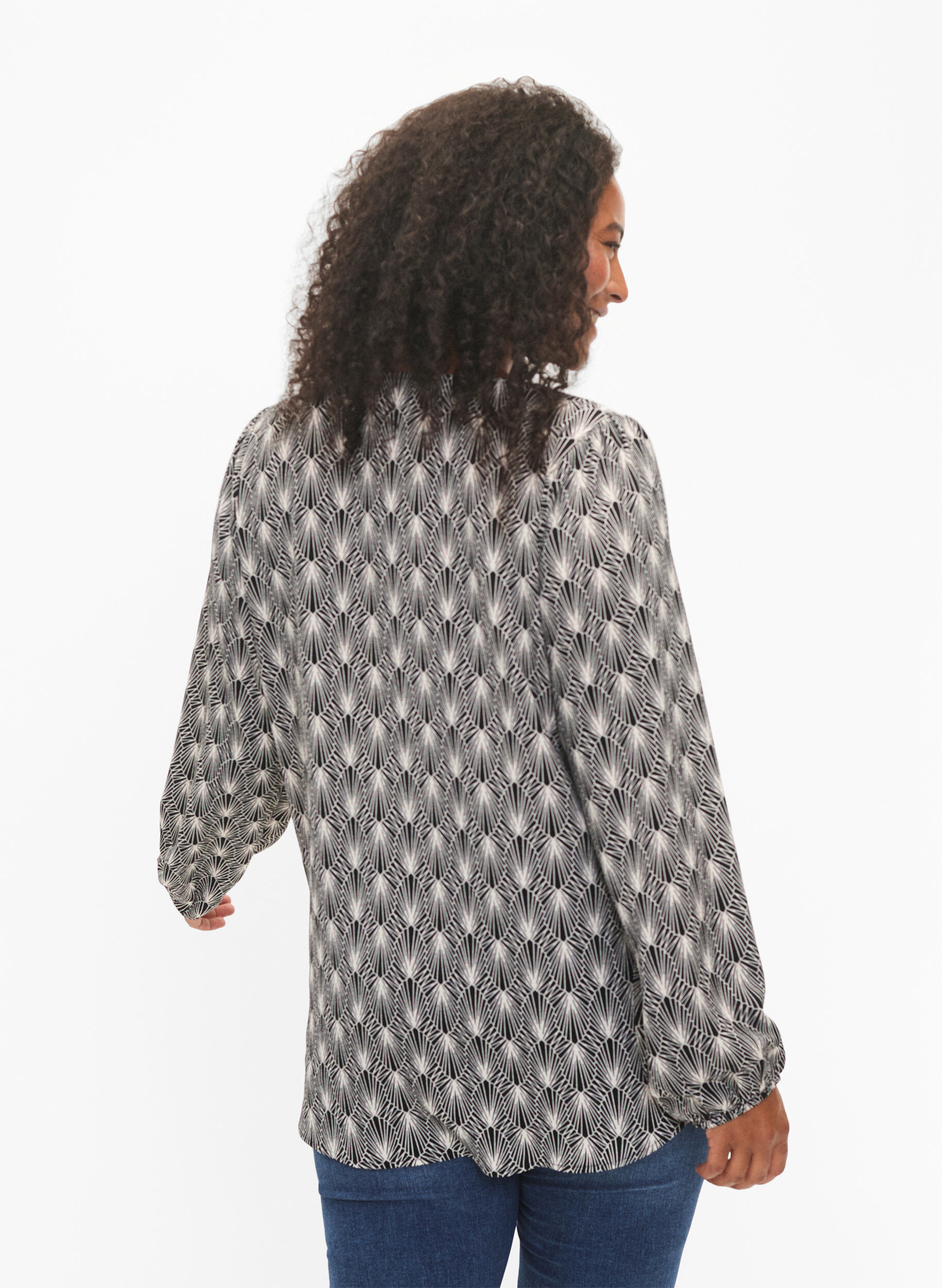 Zizzifashion Shirt blouse with v-neck and print, Birch Graphic AOP, Model image number 1