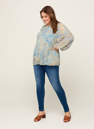 Plisse blouse with floral print, Light Blue Multi AOP, Model image number 2