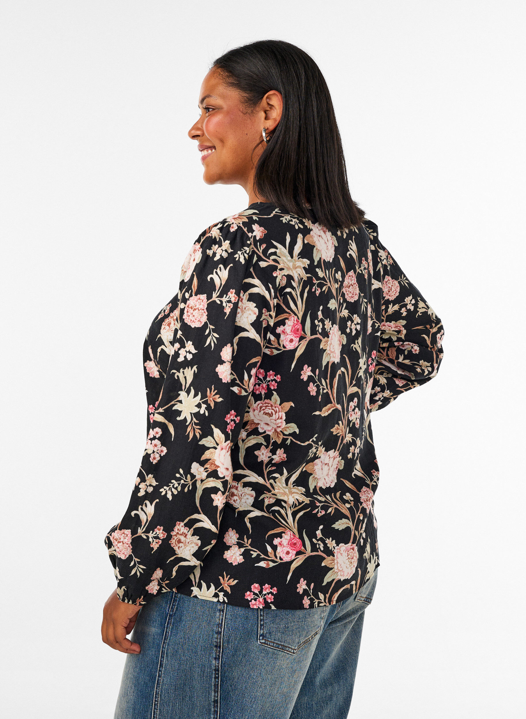 ZizzifashionFloral blouse in linen and viscose with long sleeves, Black, Model image number 2