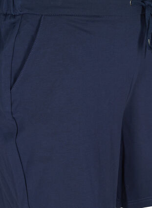 Plain-coloured shorts with pockets, Navy Blazer, Packshot image number 2