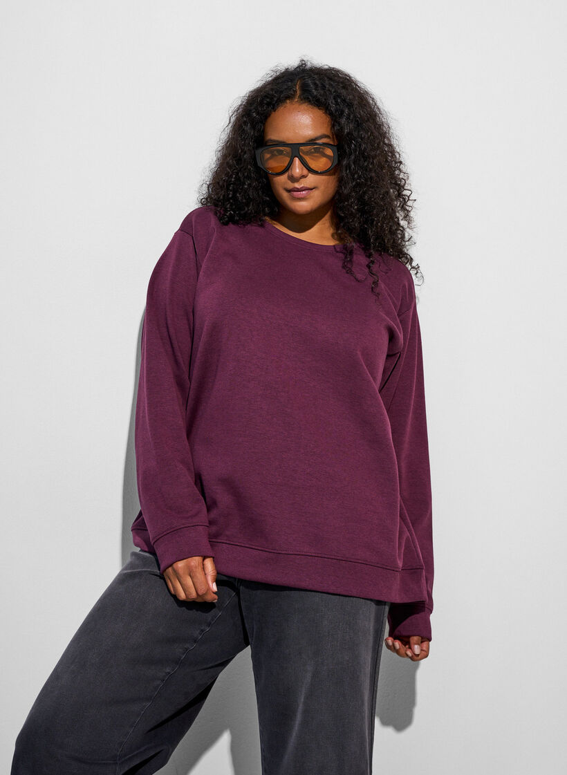 Sweatshirt with crew neck, Red, Model image number 0