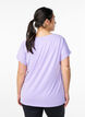 Solid-coloured workout T-shirt, Purple, Model image number 1