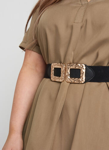 Stretchy waist belt with gold buckle, Mat Gold, Model image number 1