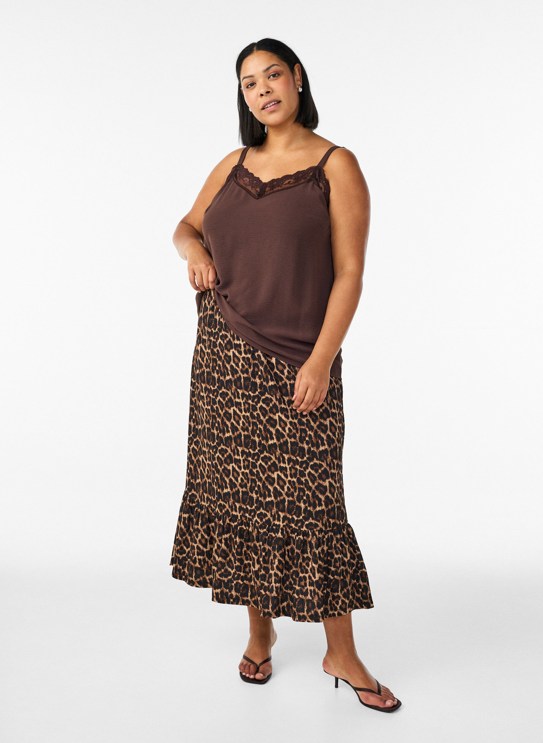 Zizzifashion Cami top with a V-neck and lace trim, Brown, Model image number 1
