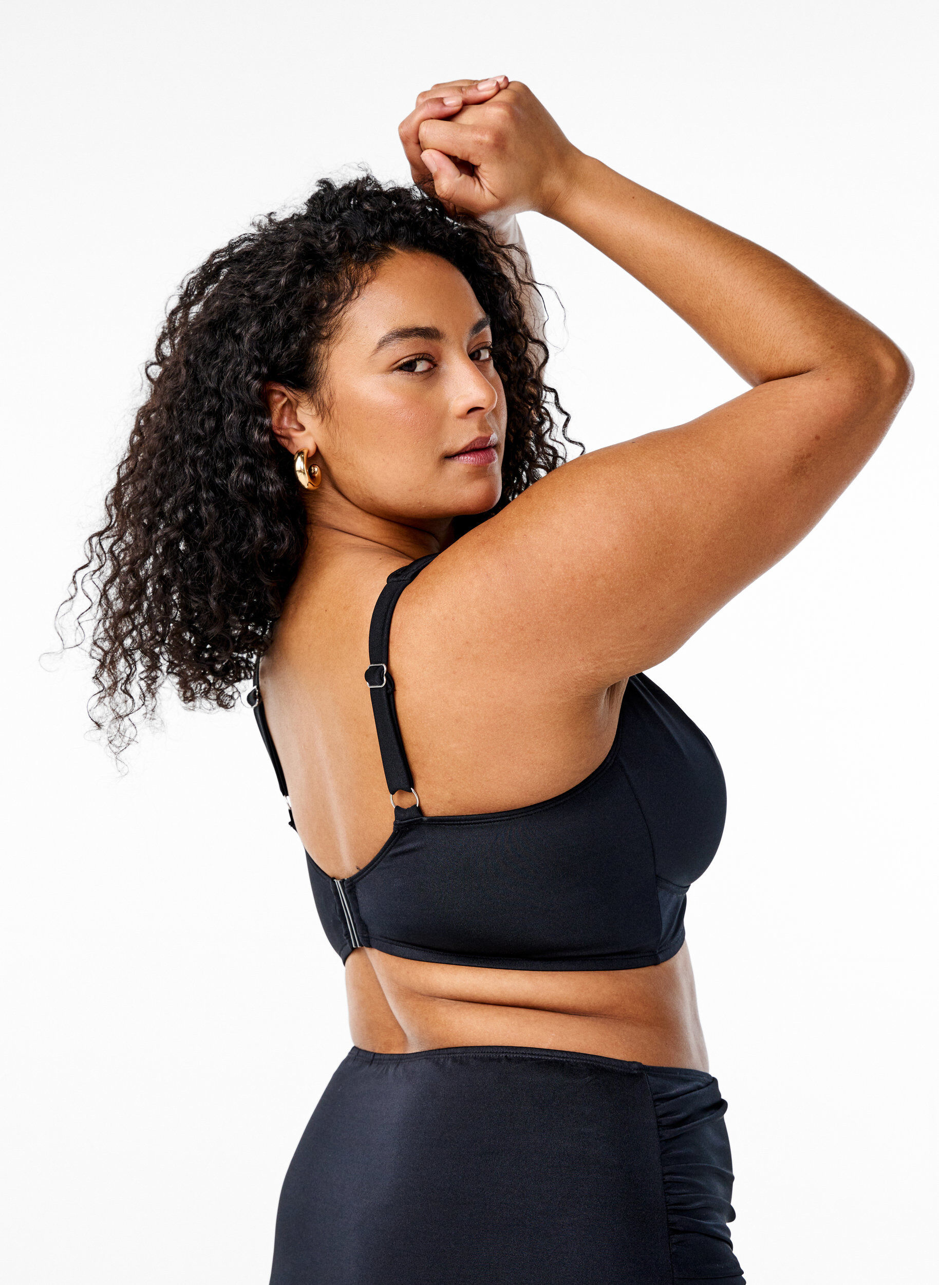 Zizzifashion Bikini top with full coverage, Black, Model image number 2