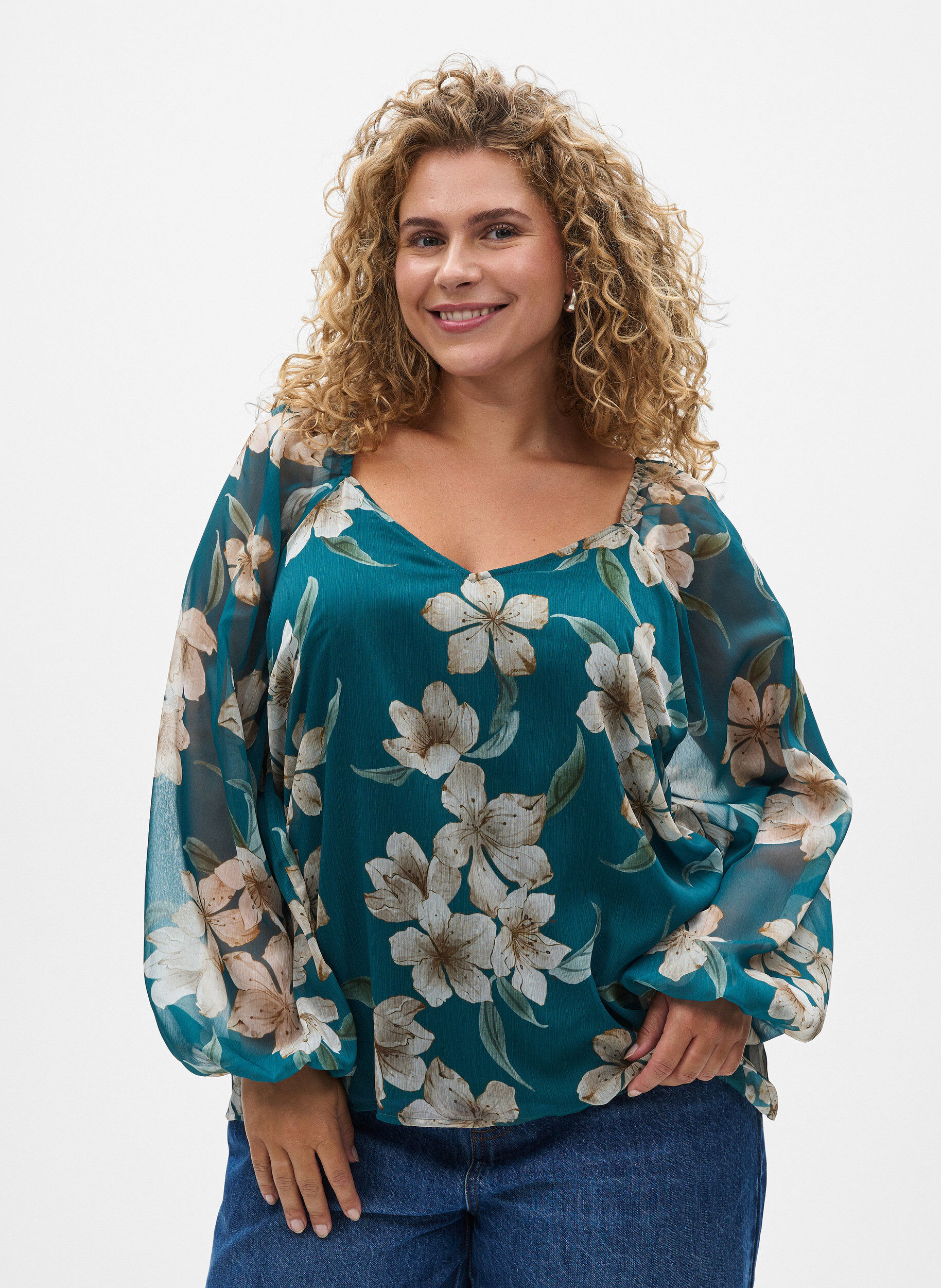 Zizzifashion Chiffon blouse with floral print and long sleeves, Green, Model image number 0