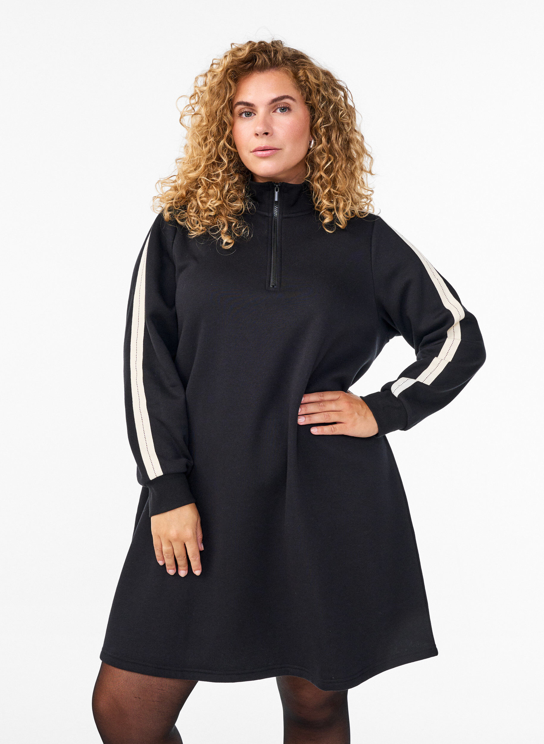 Zizzifashion Short sweatshirt dress with a high neck, Black, Model image number 0