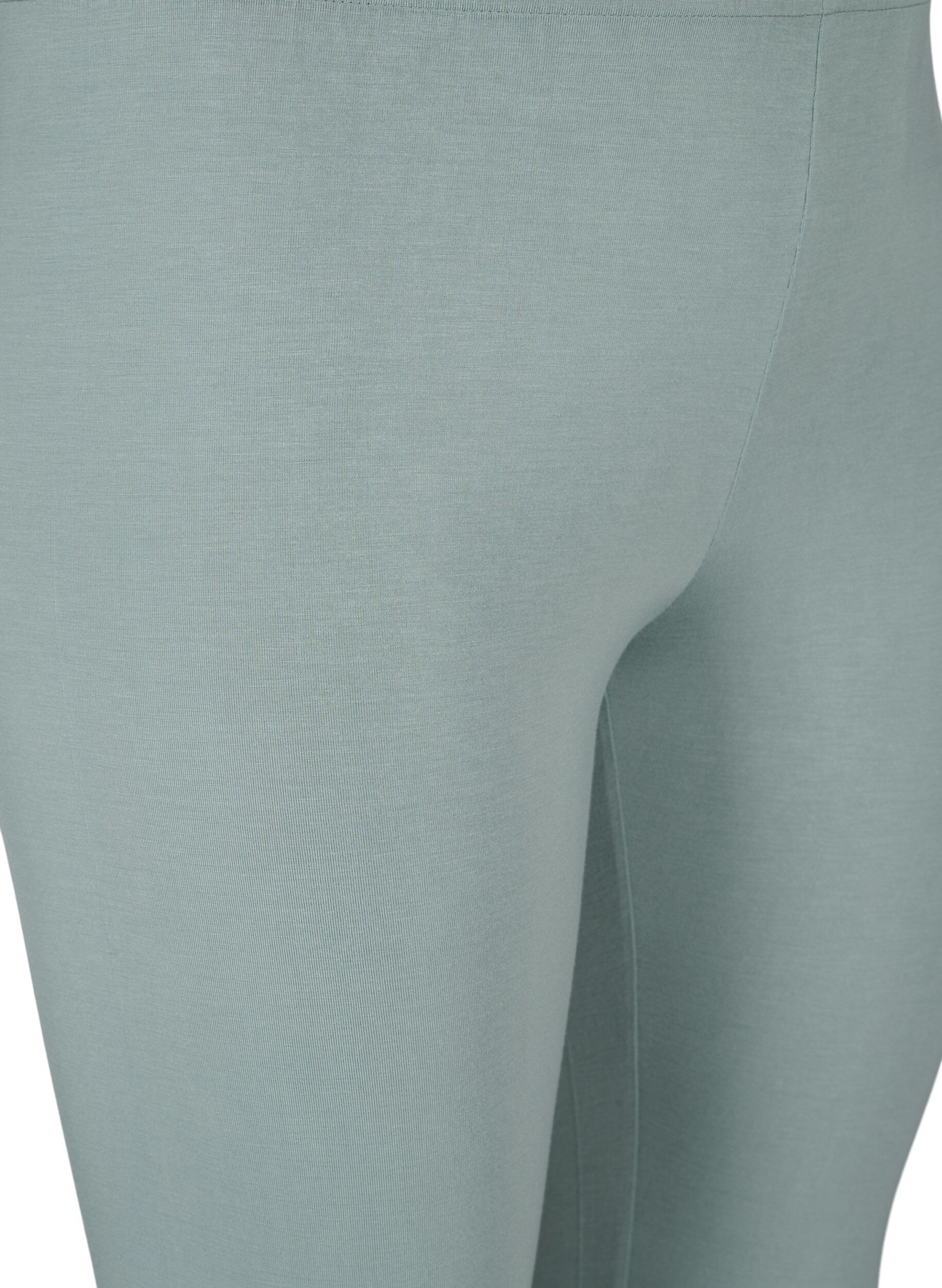 Zizzifashion Basic 3/4 leggings in viscose, Green, Packshot image number 2