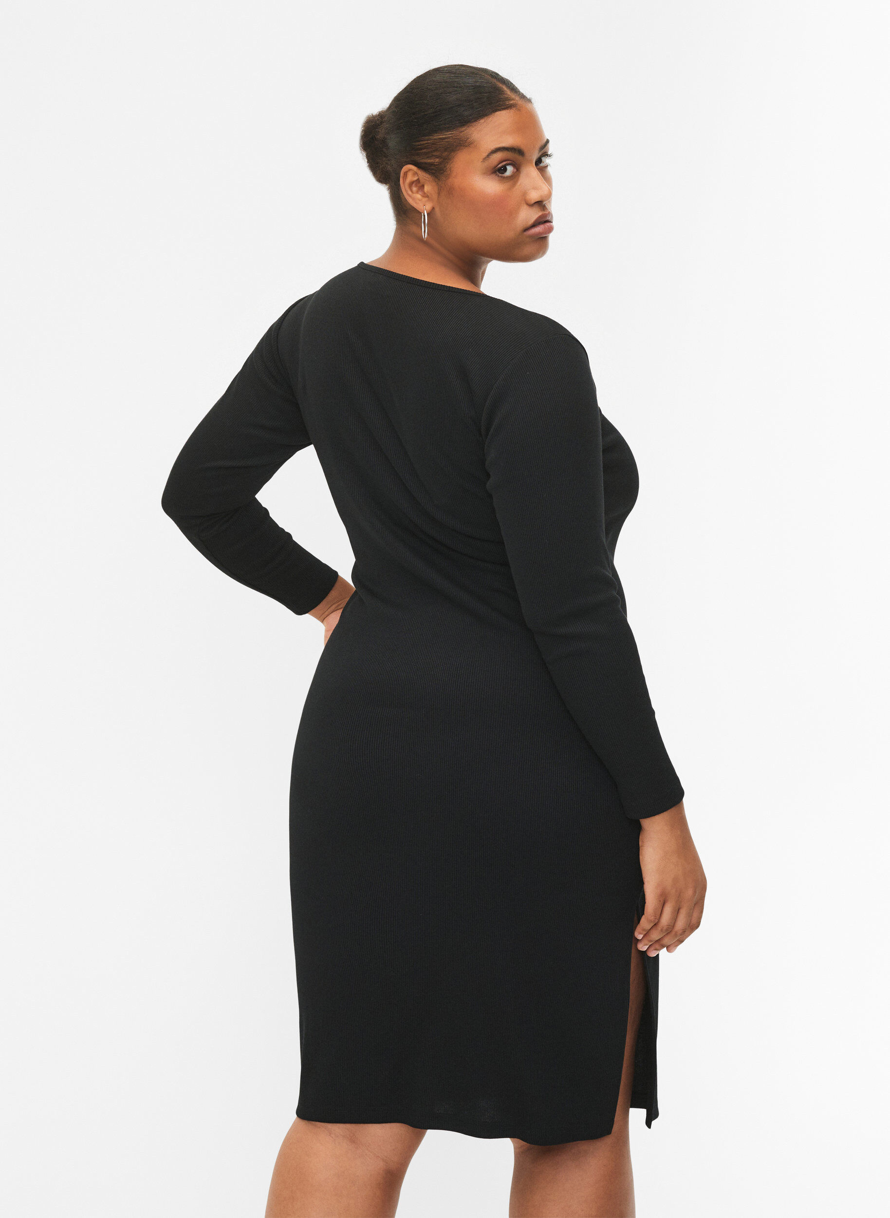 Zizzifashion Tight-fitting dress with long sleeves and a slit, Black, Model image number 1
