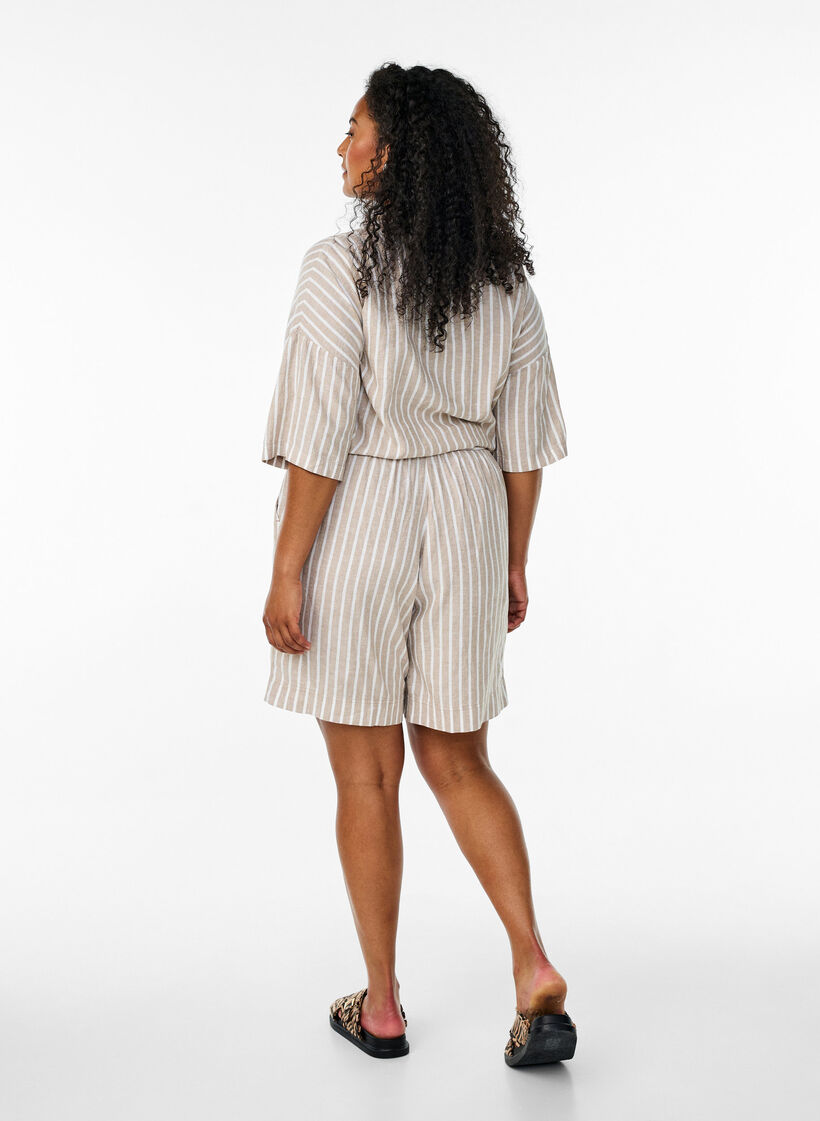 Striped shorts in linen and viscose, Beige, Model image number 2