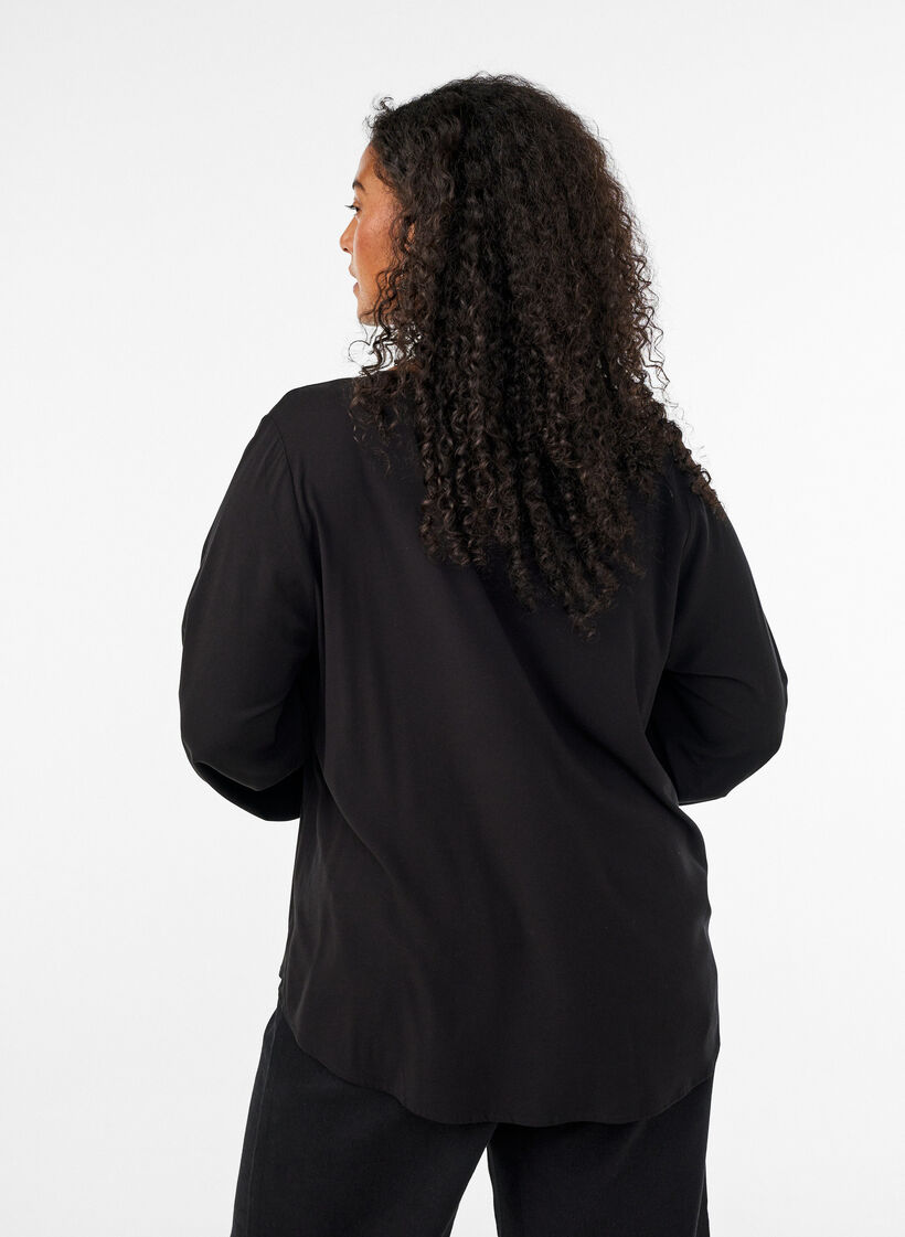 Viscose blouse with a V-neck and long sleeves, Black, Model image number 2