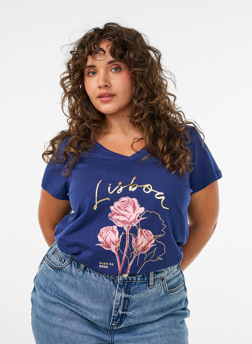 Cotton T-shirt with front print and V-neck, Blue, Model image number 0