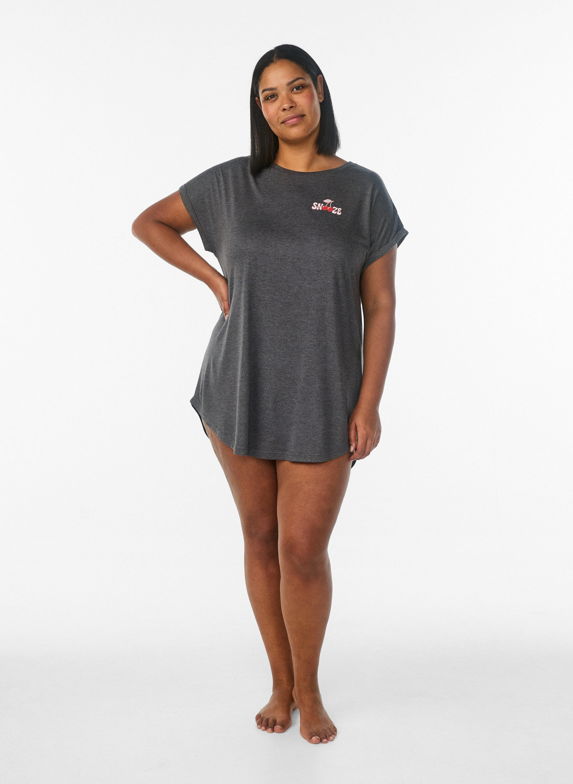 Zizzifashion Short sleeve nightgown with text print, Black, Model image number 1