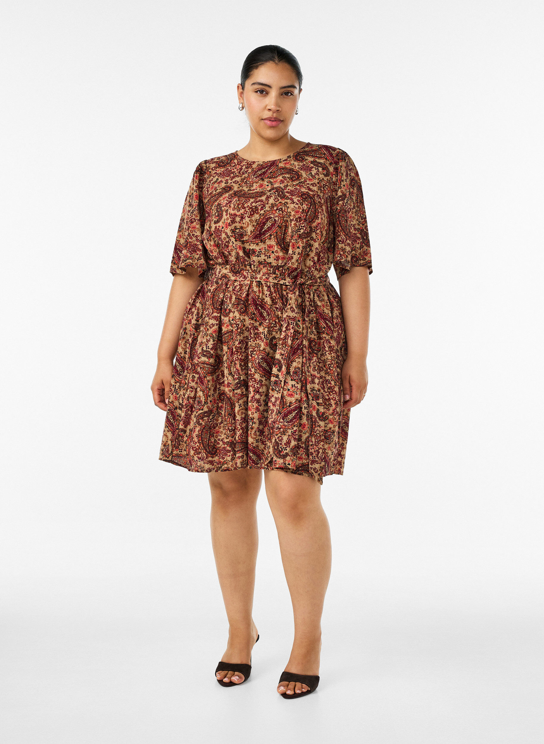 ZizzifashionDress with paisley print and tie-belt, Brown, Model image number 1