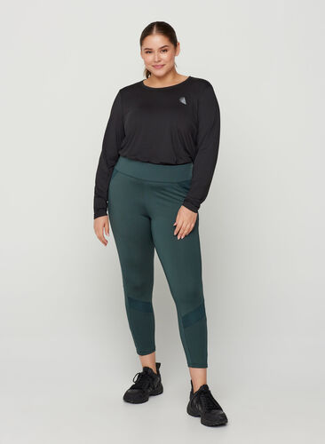 Cropped, textured, 7/8 length sports leggings, Green Gables, Model image number 0