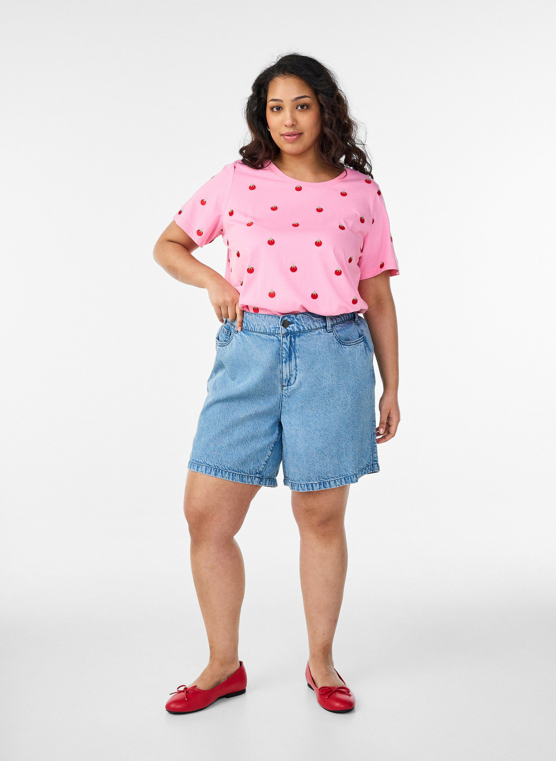 Zizzifashion T-shirt in organic cotton with embroidered motifs, Pink, Model image number 1