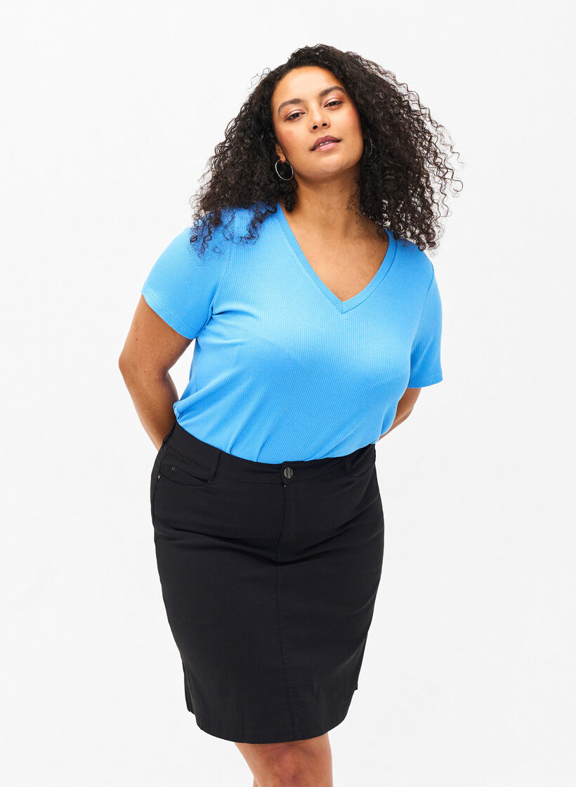 Short skirt with inner shorts, Black, Model image number 0