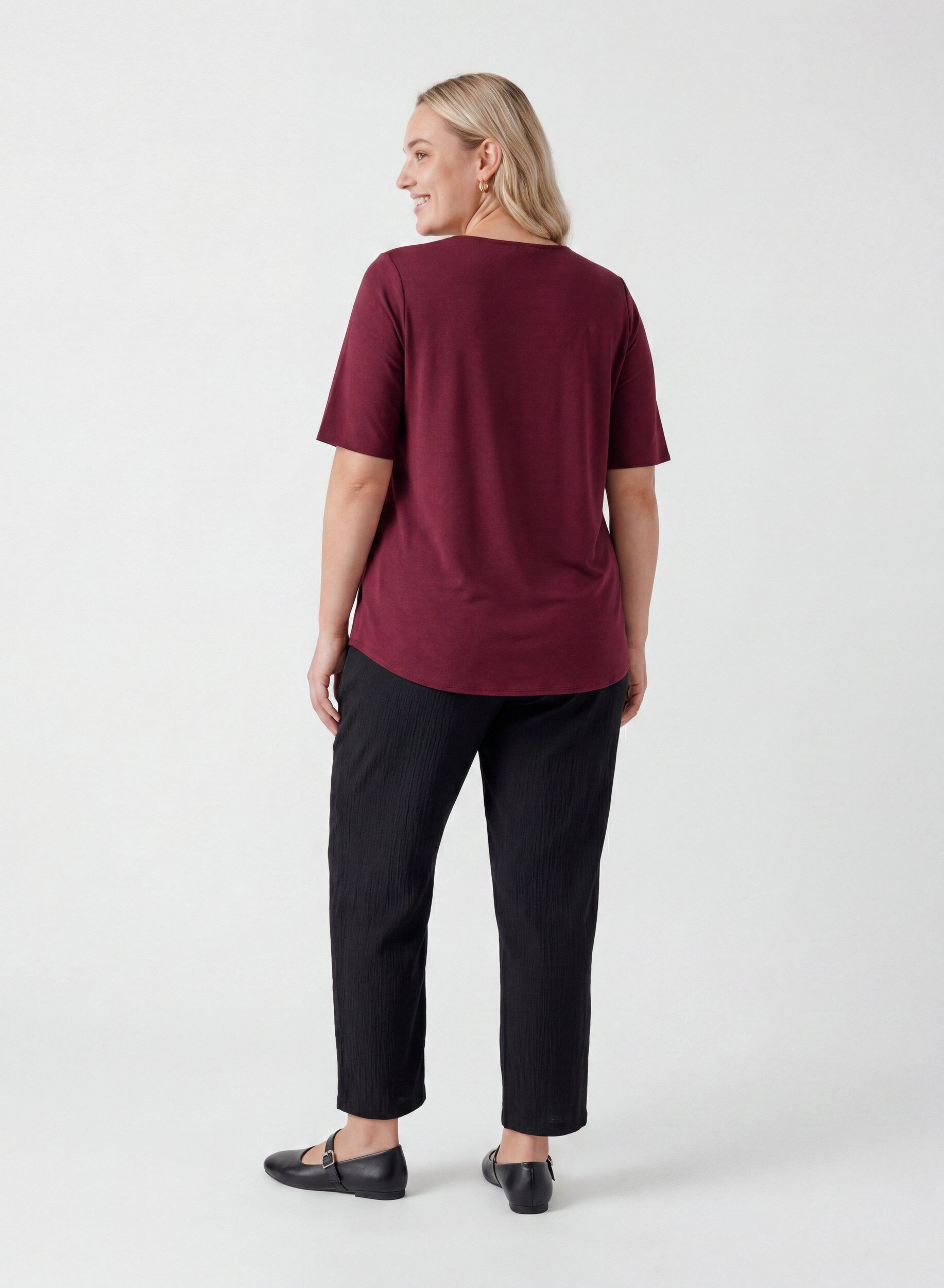 ZizzifashionShort-sleeved woven blouse with round neck, Red, Model image number 2