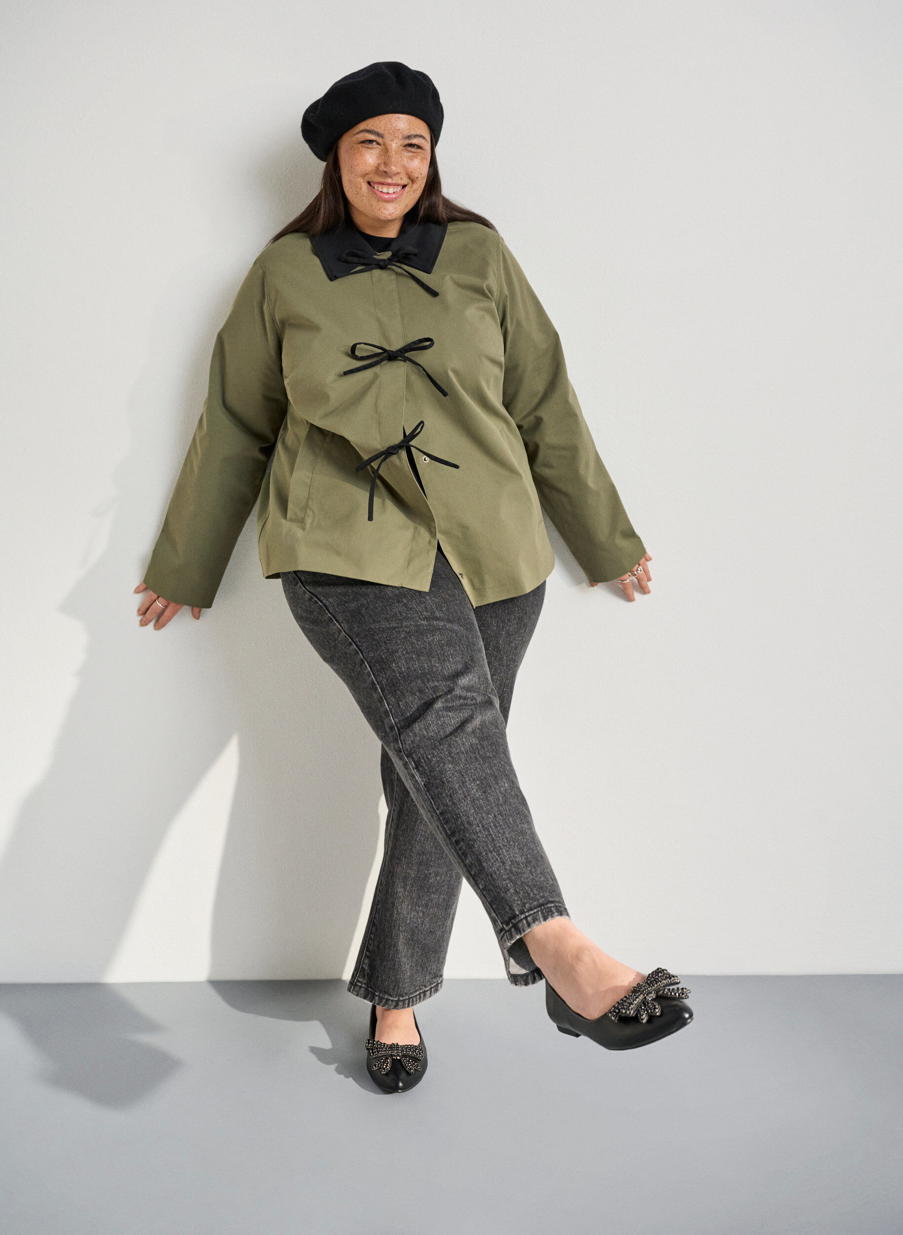 Zizzifashion Wide fit - Ballerina with bow and rhinestones, Black, Image image number 0