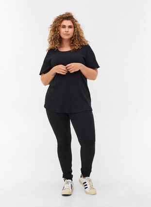 Short-sleeved t-shirt in ribbed fabric, Black, Model image number 2