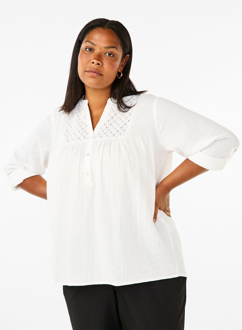 Cotton blouse with broderie anglaise and 3/4 sleeves, Bright White, Model image number 0