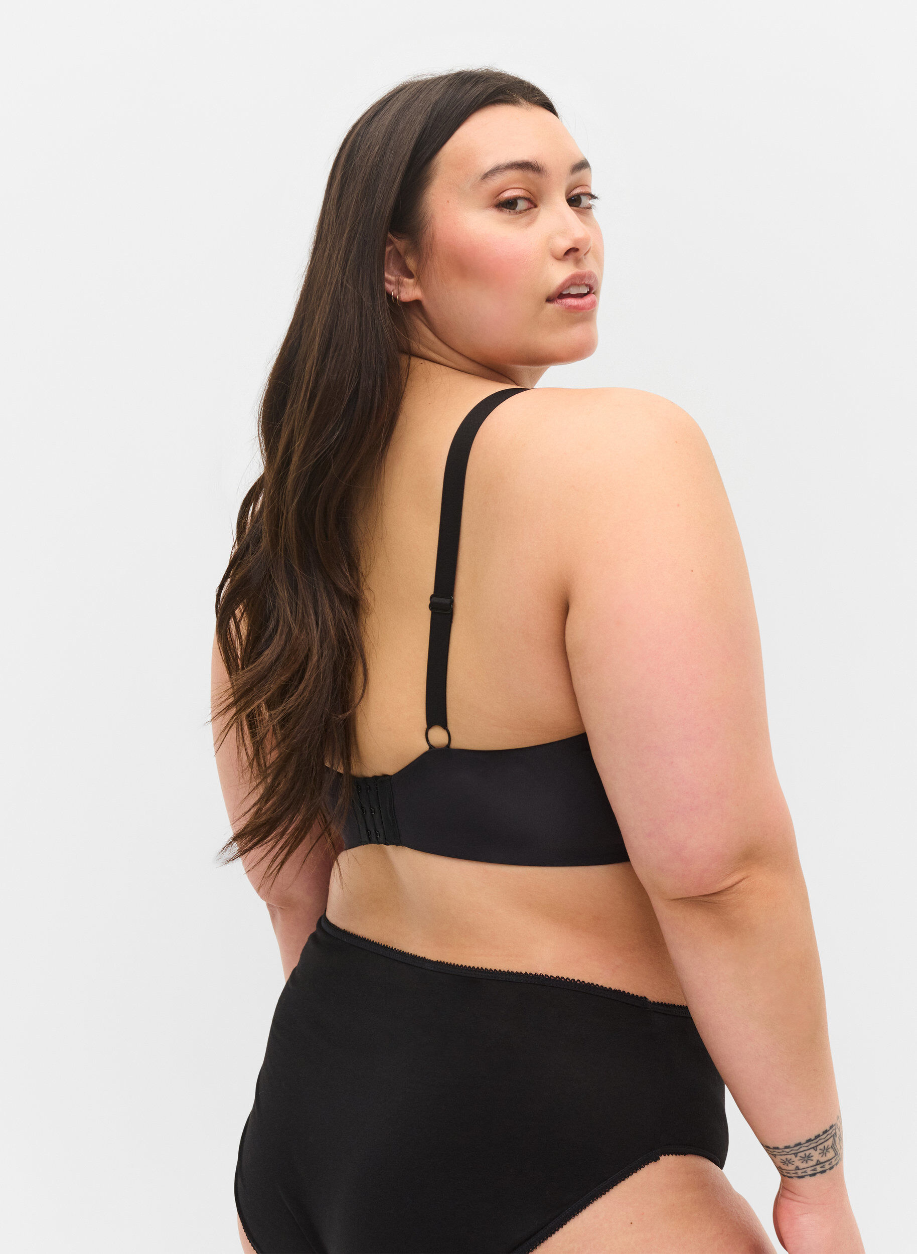 Zizzifashion Bra with padded cups, Black, Model image number 1