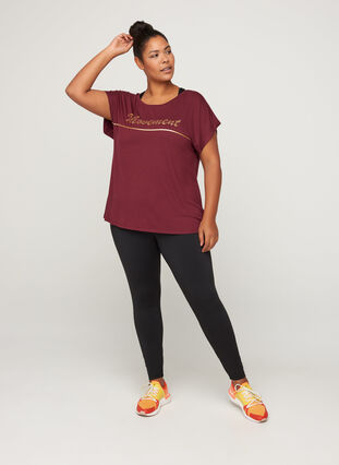 Sports t-shirt with print on the chest, Tawny Port, Model image number 2