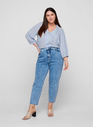 Mille mom fit jeans in cotton, Blue denim, Model image number 0