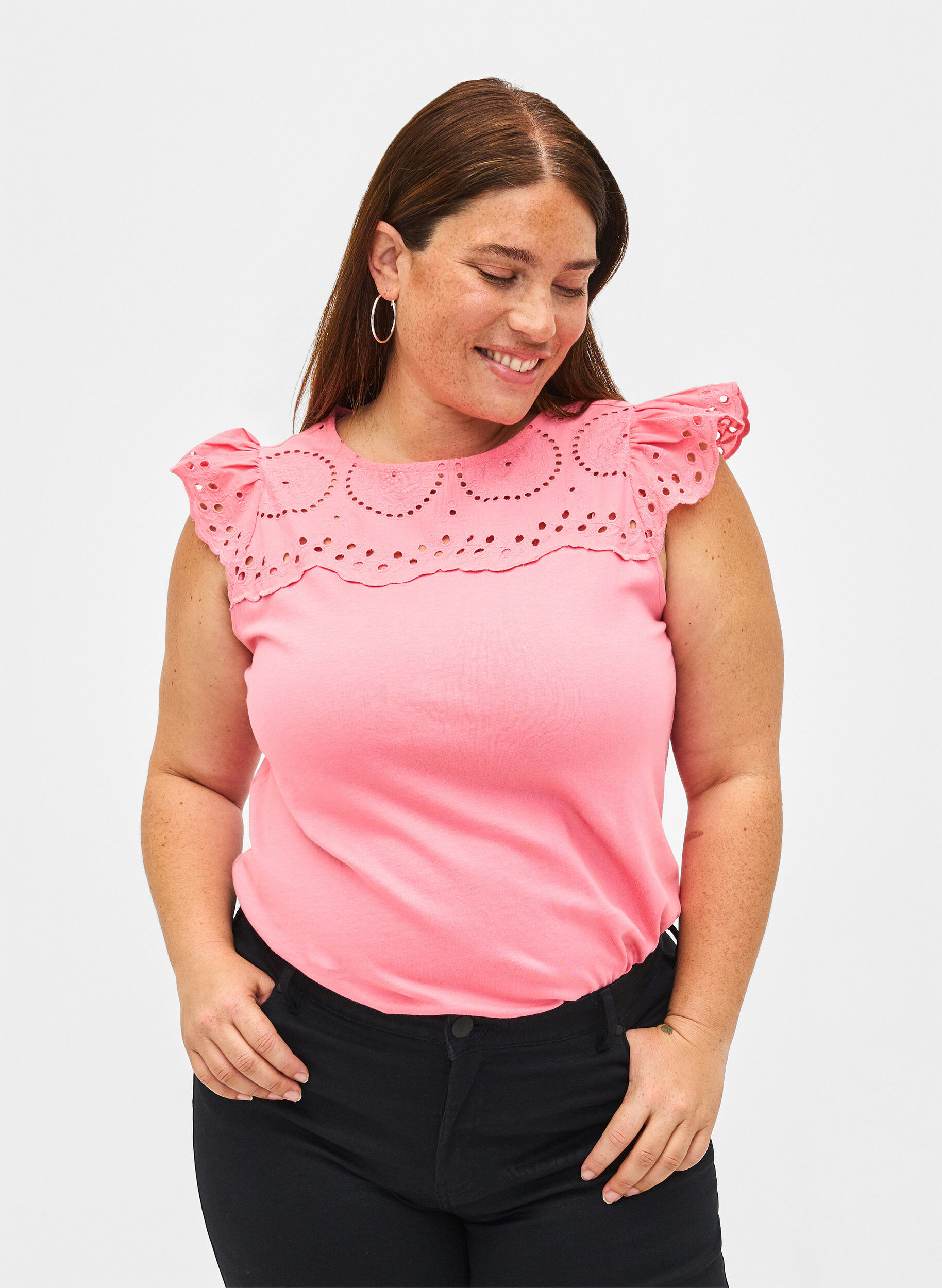 Zizzifashion Organic cotton T-shirt with broderie anglaise, Strawberry Pink , Model image number 0