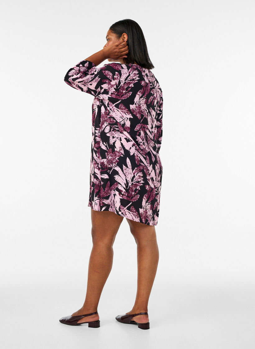 Short floral viscose dress with 3/4 sleeves, Black, Model image number 2