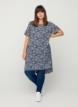 Short-sleeved tunic with a round neck, Dark Blue Paisley , Model image number 3
