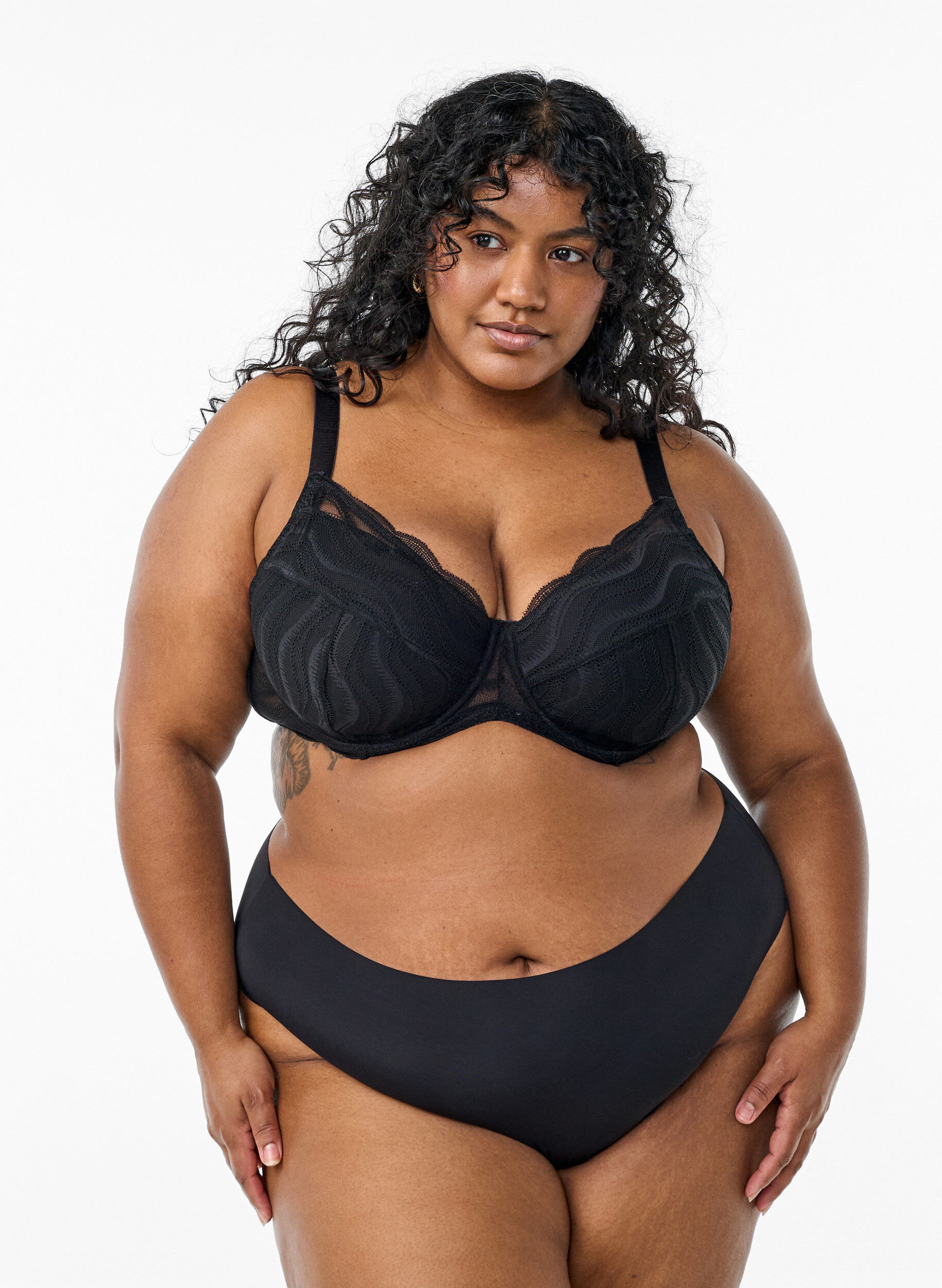 Zizzifashion Padded bra with lace, Black, Model image number 1